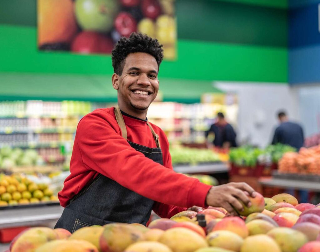 Trabajador inmigrante en Chile y cómo contratarlo