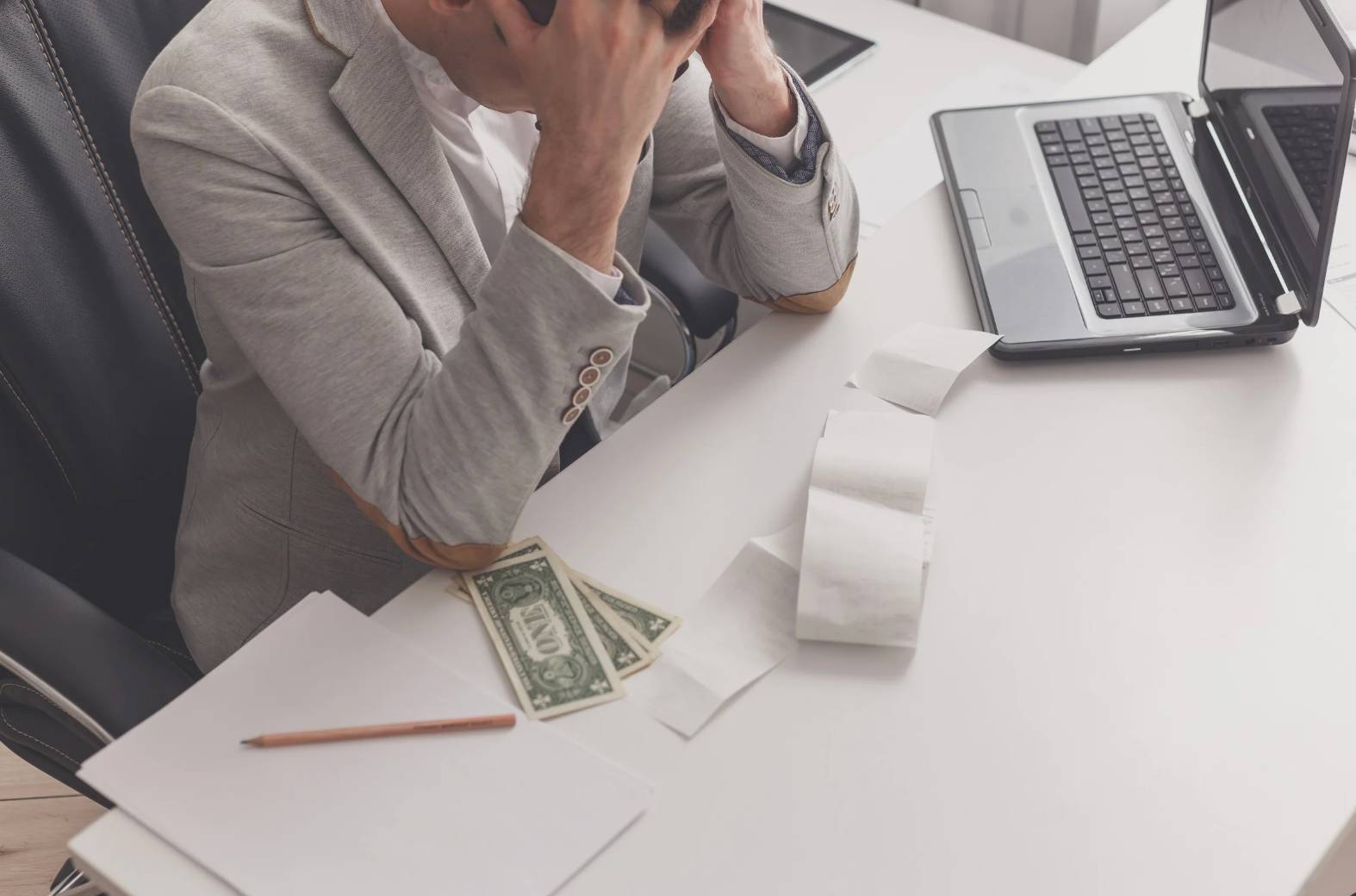 Cierre de una Empresa en Chile: Guía Completa del Procedimiento Legal