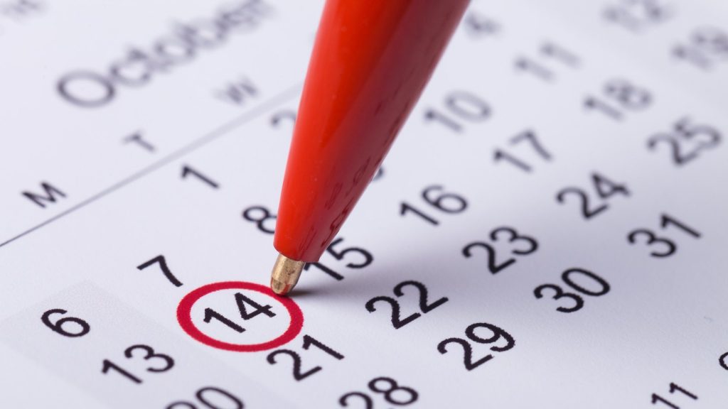 Calendario con fecha marcada en rojo como plazo para responder la citación del SII